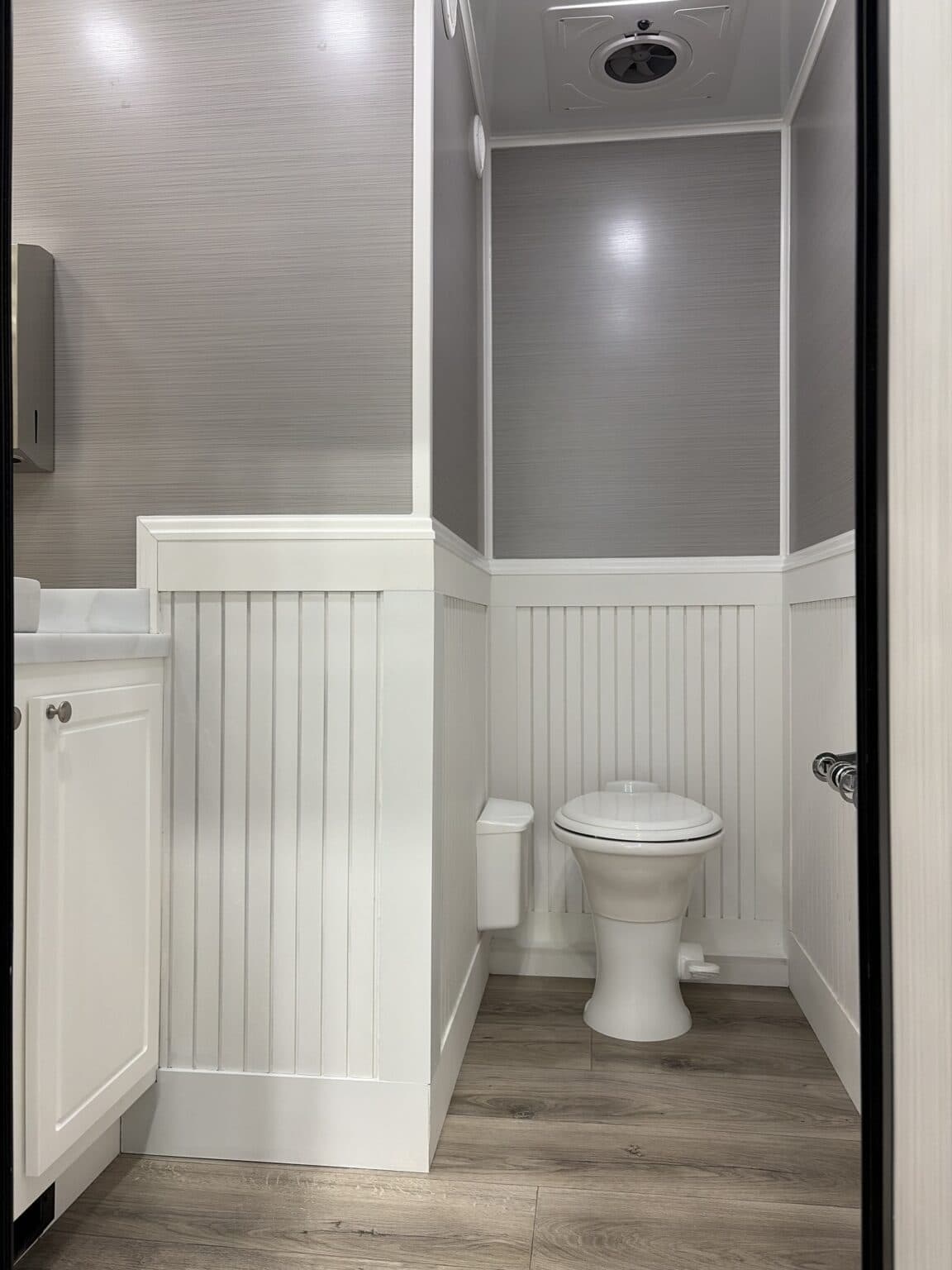 The Cottage private stall interior